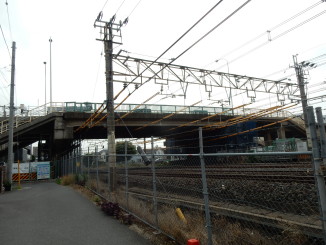 第一流山街道跨線道路橋