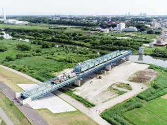 三郷流山橋